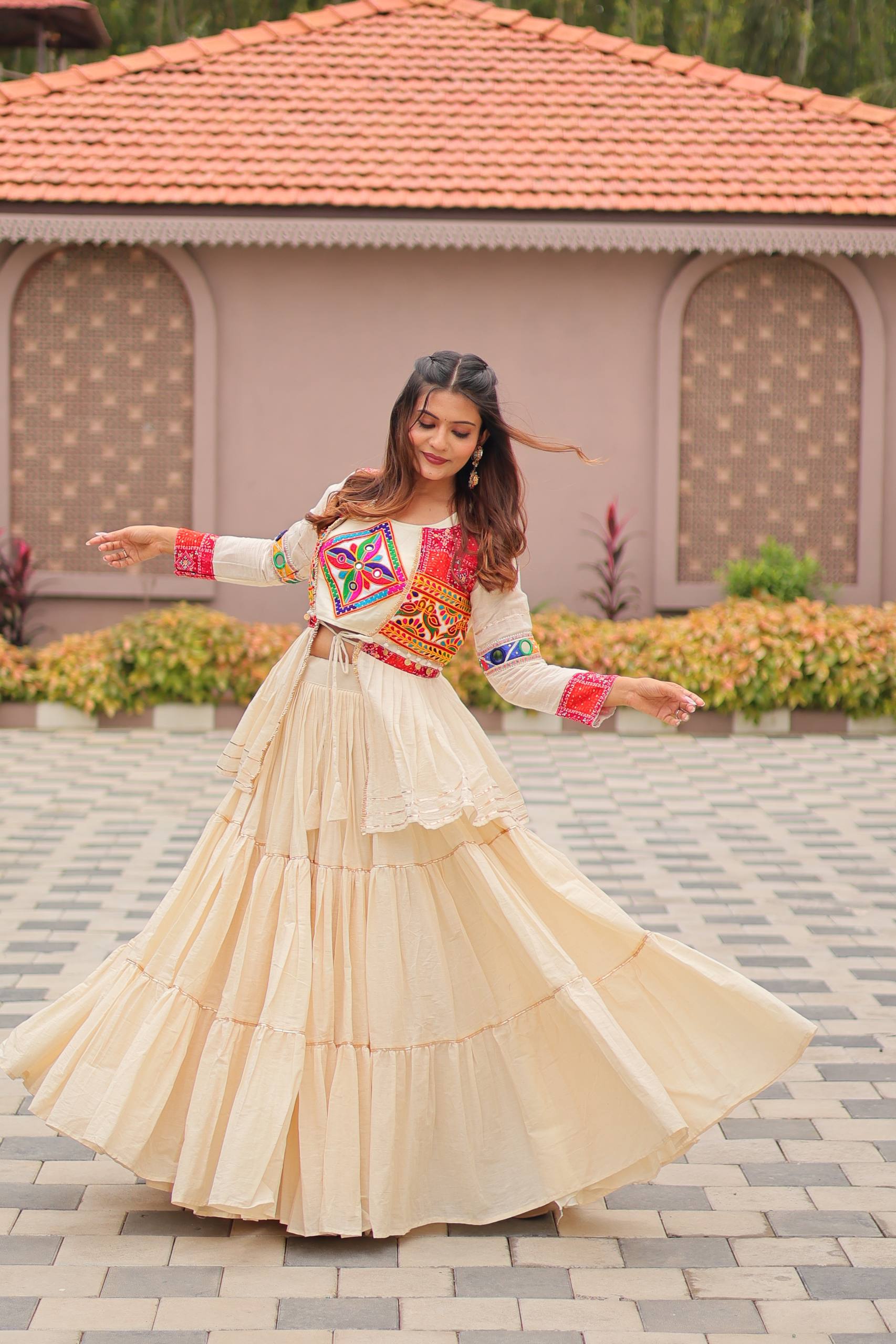 White Navratri Special Gamthi Work Lehenga Choli with Koti | RoopRivaaj