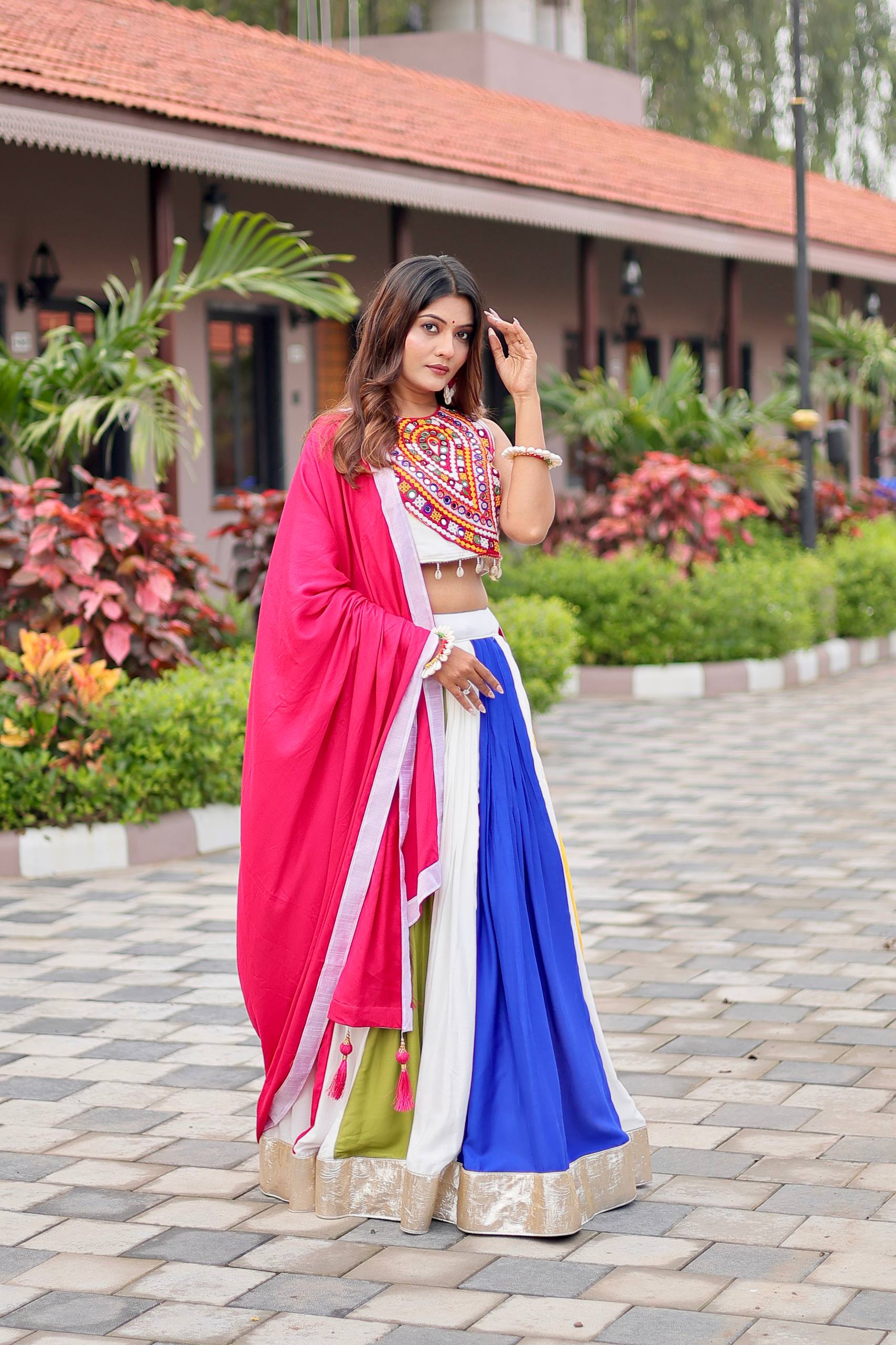 Gamthi Work Cotton Navratri Lehenga Choli with Dupatta & Hand Purse | RoopRivaaj