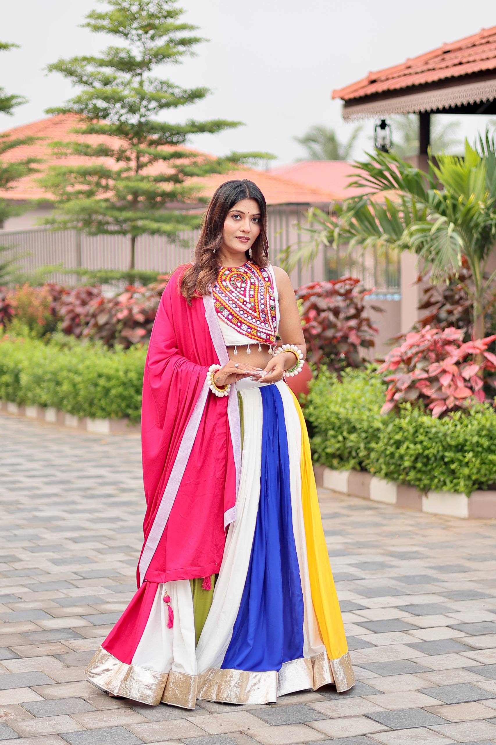 Gamthi Work Cotton Navratri Lehenga Choli with Dupatta & Hand Purse | RoopRivaaj