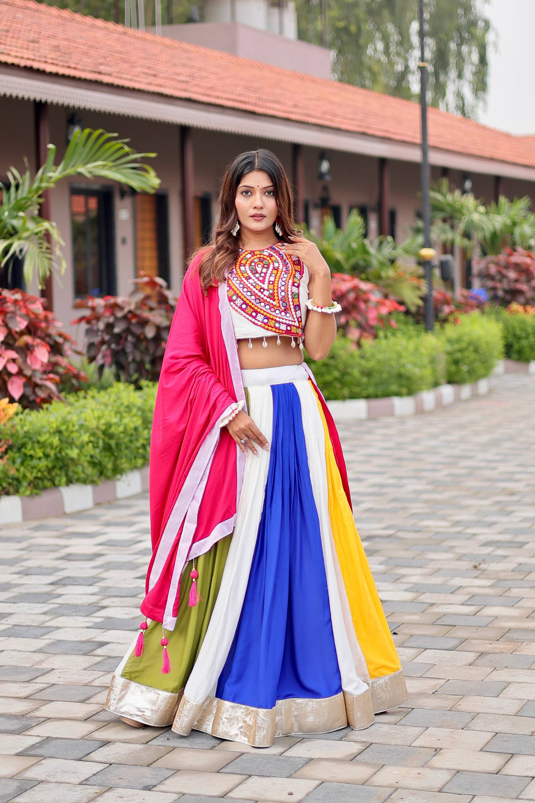Gamthi Work Cotton Navratri Lehenga Choli with Dupatta & Hand Purse | RoopRivaaj