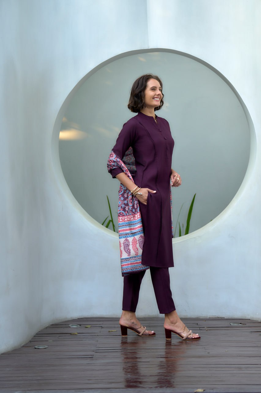 Elegant Cotton Blend Kurti Pant Dupatta Set for Everyday Glam | RoopRivaaj