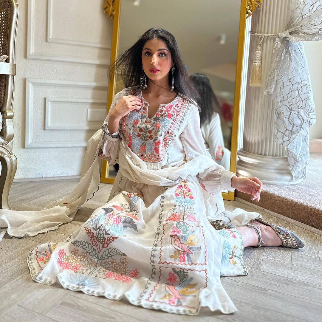 Designer Partywear Embroidered Top Plazzo Set with Cutwork Dupatta | RoopRivaaj