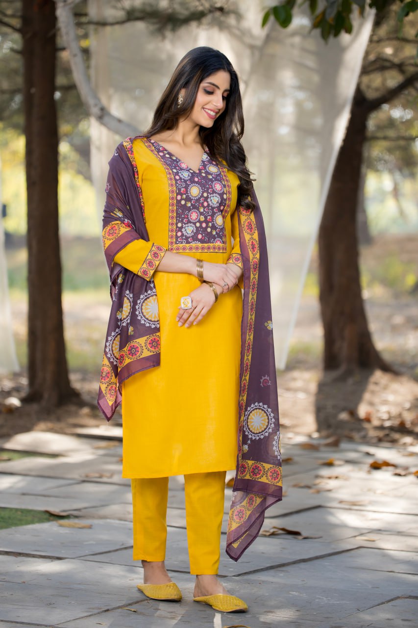 Elegant Cotton Straight Kurti Pant Dupatta Set | RoopRivaaj