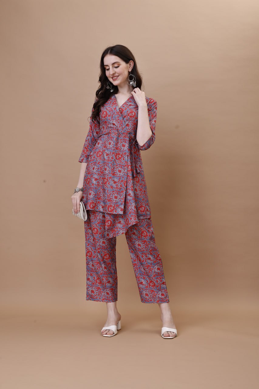 Lightweight Crepe Straight Co-ord Set | RoopRivaaj