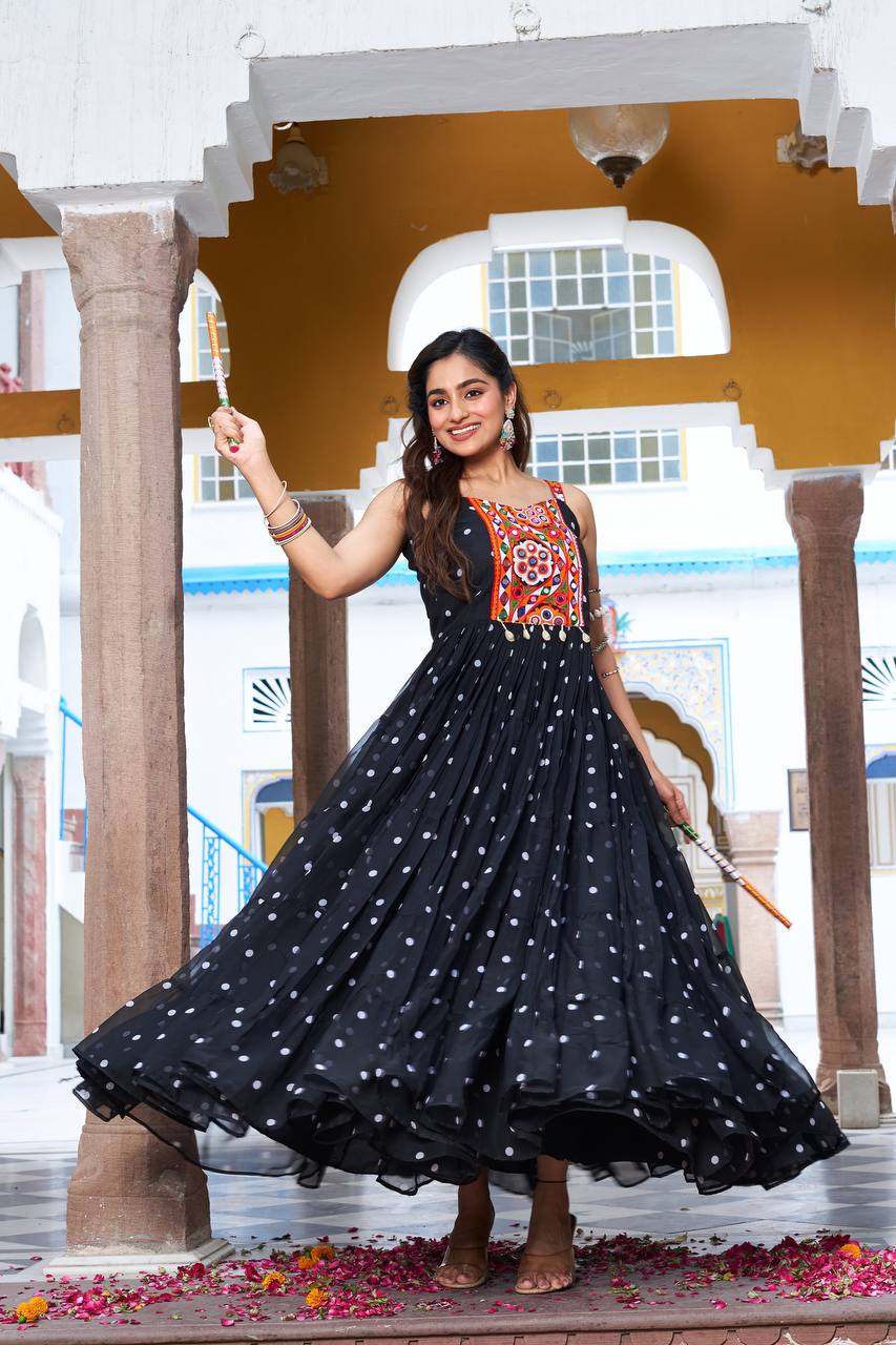 Navratri Special Bandhani Print Georgette Gamathi Work Suit Set | RoopRivaaj