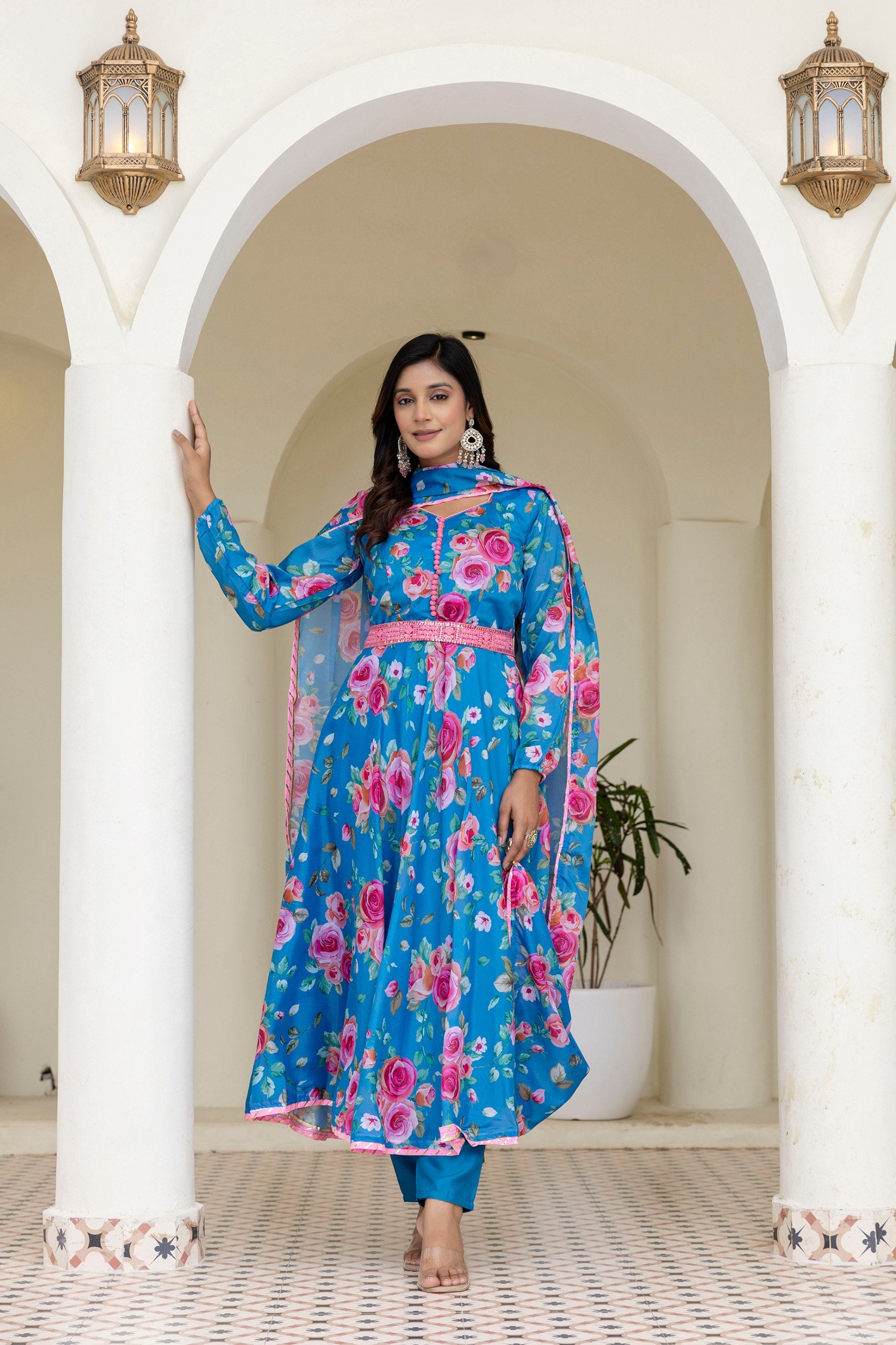Floral Chinon Suit Set – Effortless Charm in Digital Prints | RoopRivaaj