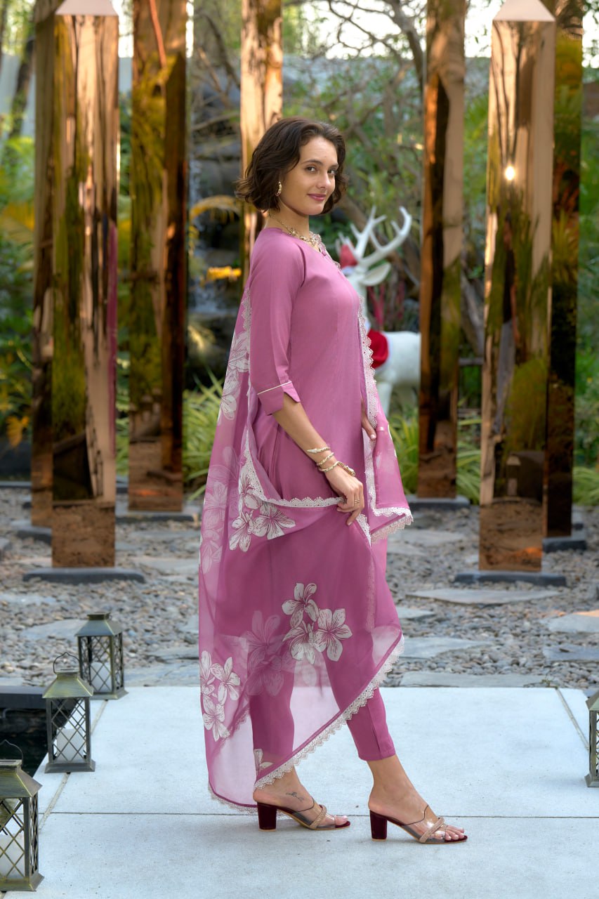 Elegant Orchid Straight Kurti Pant Dupatta Set | RoopRivaaj
