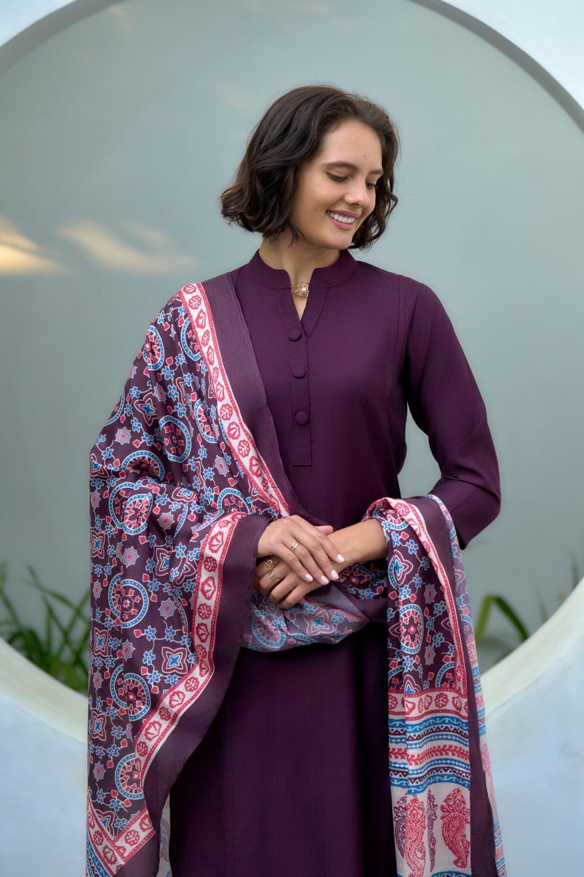 Elegant Cotton Blend Kurti Pant Dupatta Set for Everyday Glam | RoopRivaaj