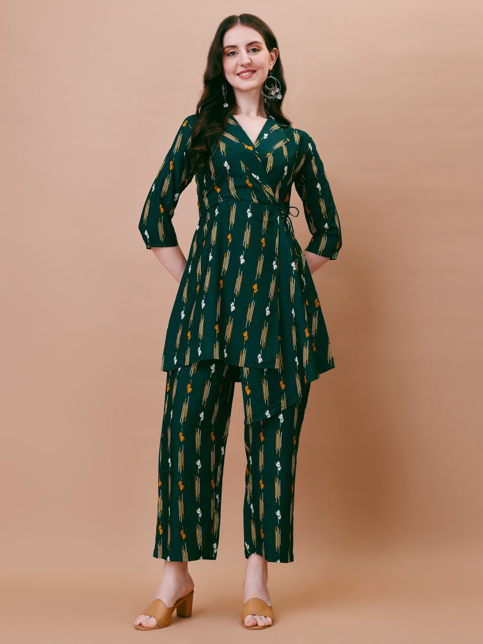 Straight Crepe Co-ord Set for Daily Ethnic Elegance | RoopRivaaj